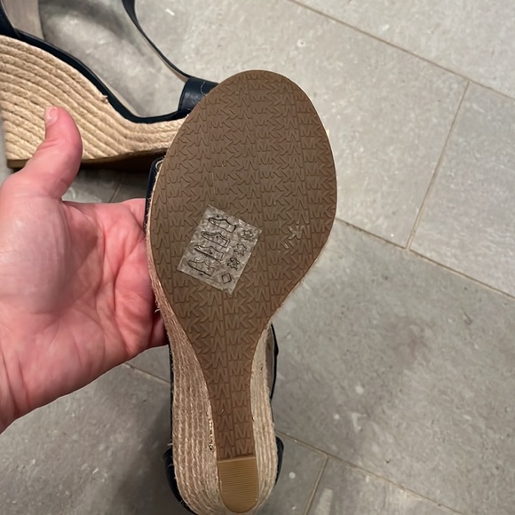 Michael Kors Navy espadrille Wedge sandals, size 6 - Picture 4 of 4